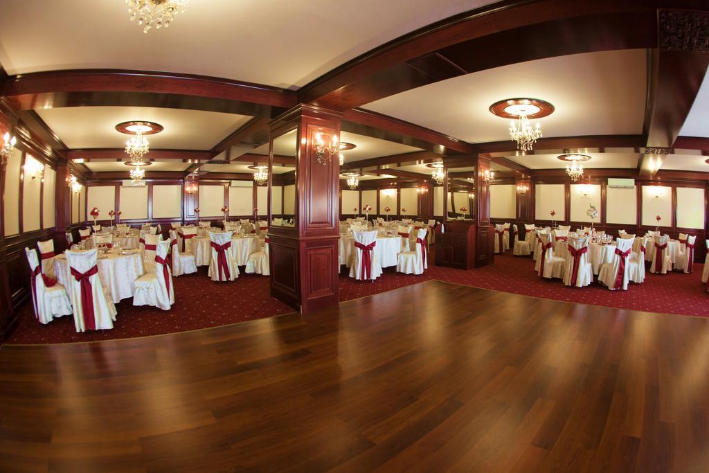 Pensiunea Crystal II Valea Lupului  Exterior photo